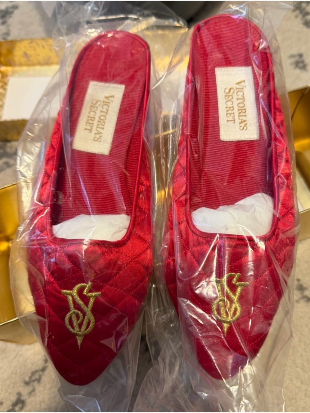 ORIGINAL PACKAGING Vintage Victoria’s Secret Quilted Satin Slippers w/ Gold Logo